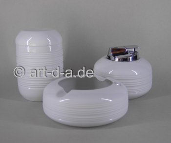 Feuerzeuge, Ascher, Zigarettendosen